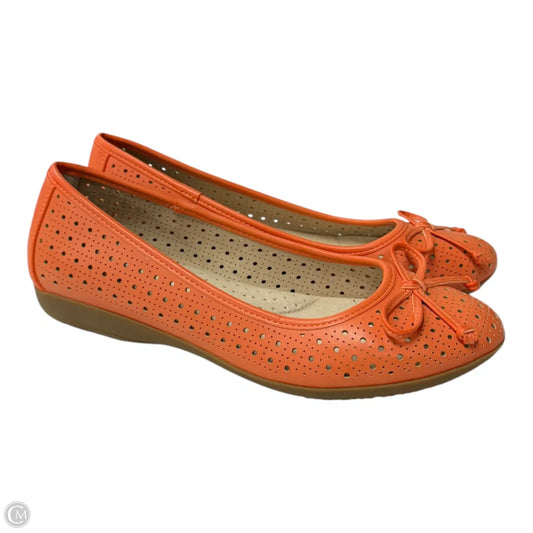 Shoes Flats By White Mountain In orange, Size: 7.5