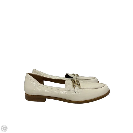 Shoes Flats By Naturalizer In Ivory, Size: 9.5