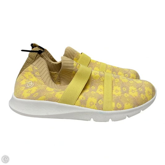 Shoes Flats By Spenco In Yellow, Size: 9.5