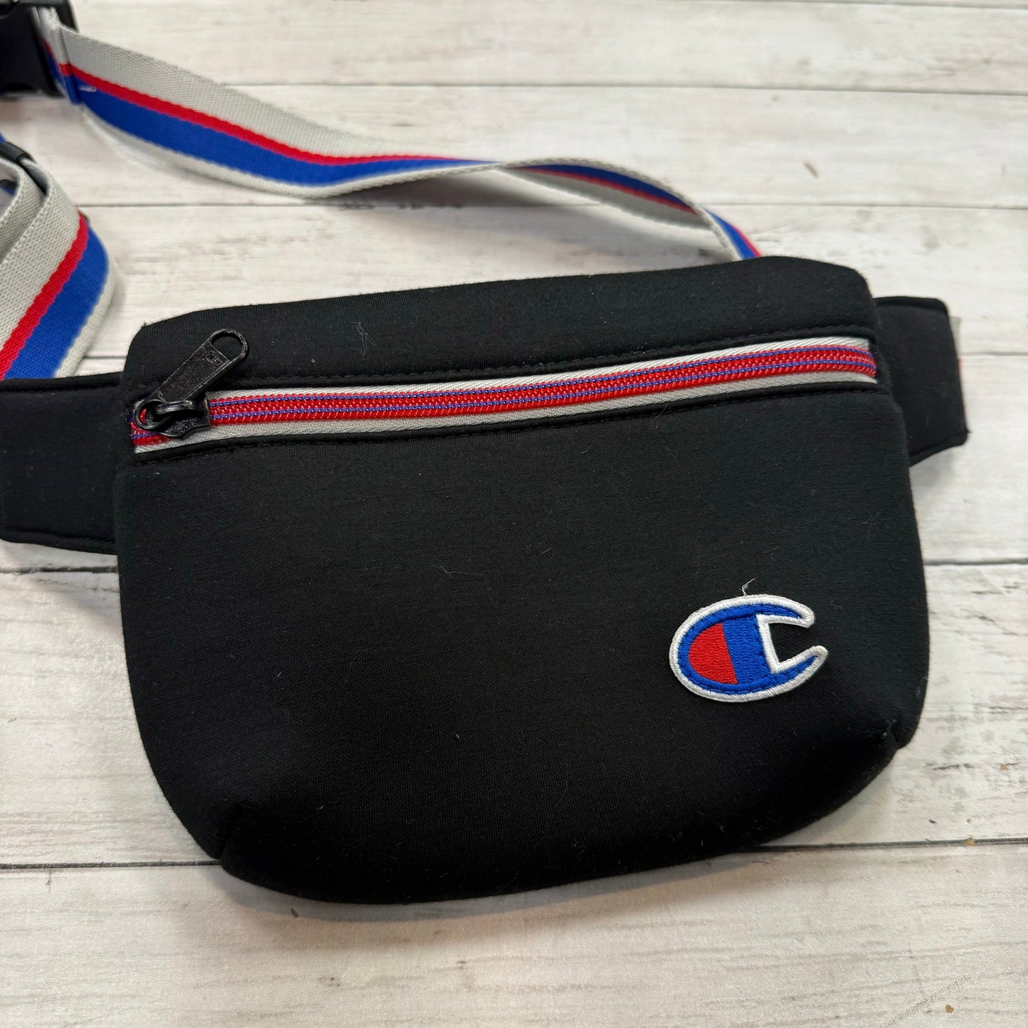 Belt Bag By Champion, Size: Small