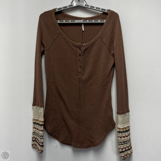 Top Long Sleeve By Free People In Beige, Size: M