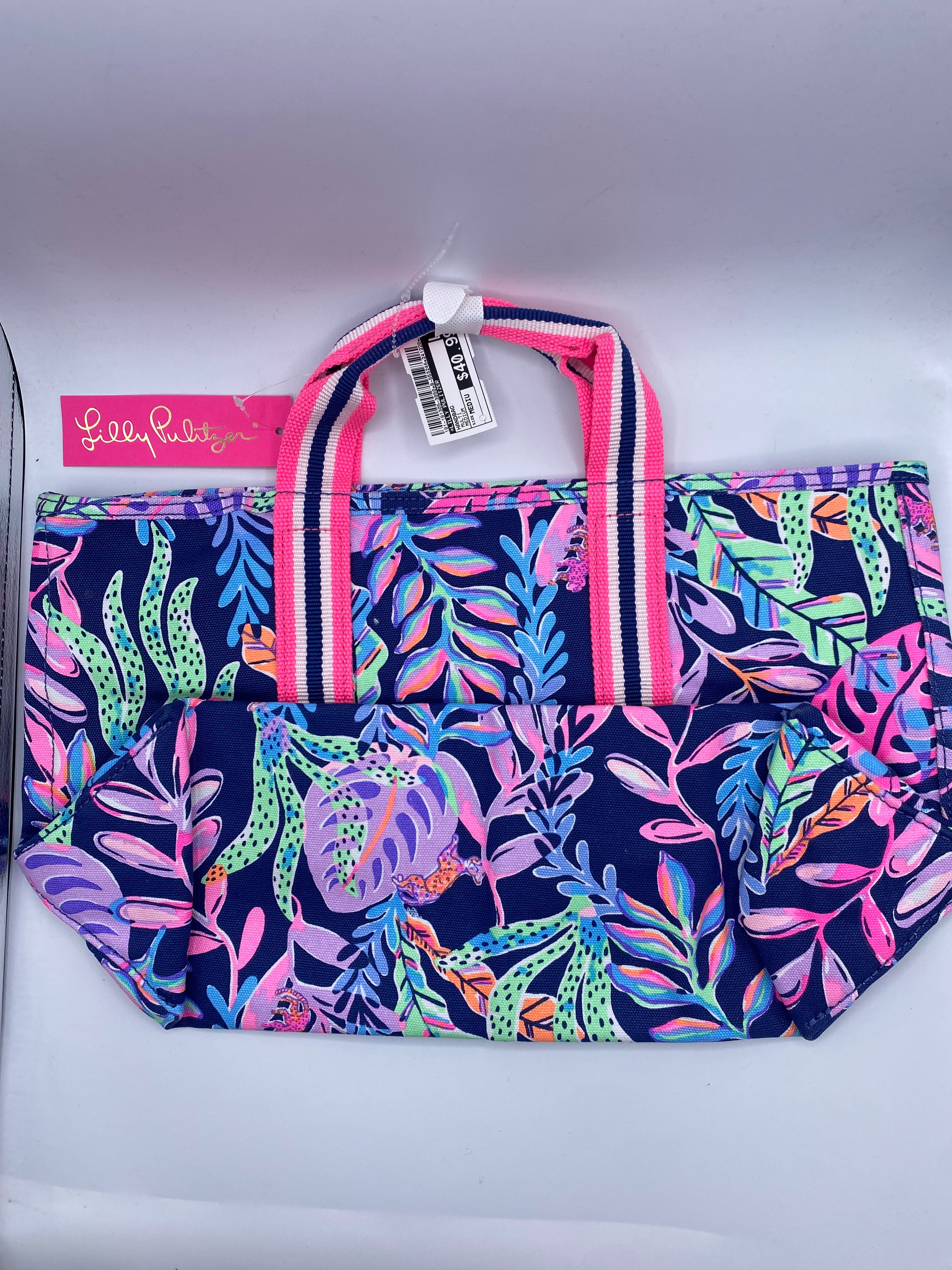 Sold Lilly pulitzer purse and wallet