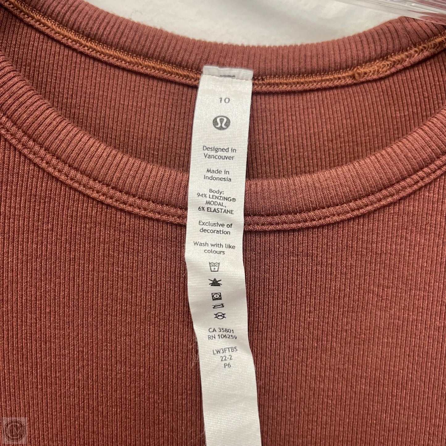 Athletic Top Short Sleeve By Lululemon In Brown, Size: M