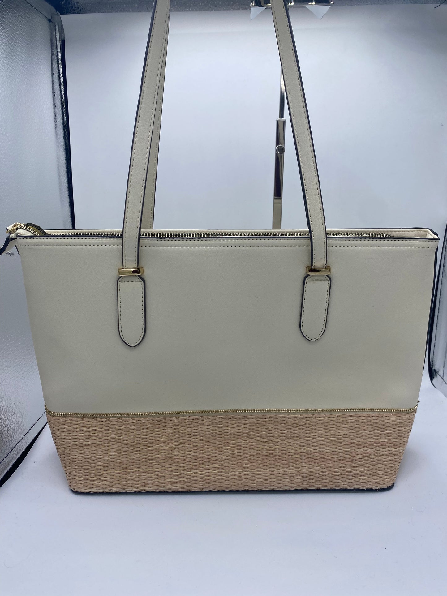 Handbag By Nanette Lepore, Size: Medium