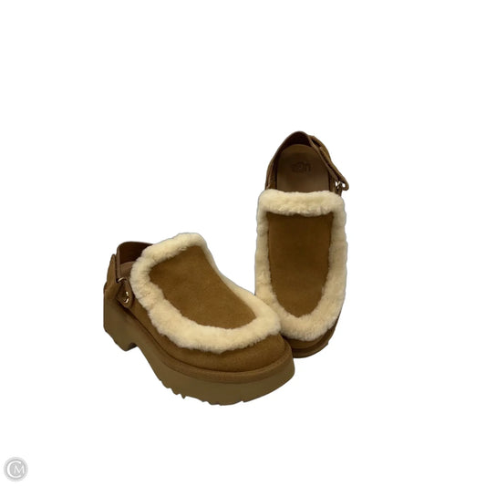 Shoes Designer By Ugg In Tan, Size: 9