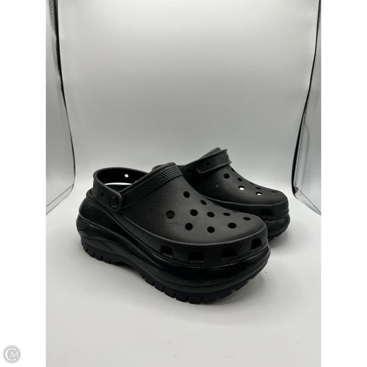 Shoes Heels Platform By Crocs In Black, Size: 7