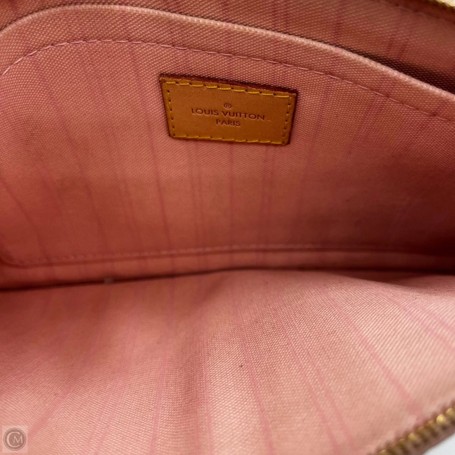 Wallet Luxury Designer By Louis Vuitton, Size: Medium