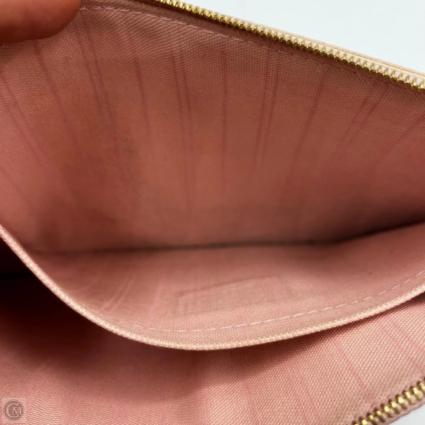 Wallet Luxury Designer By Louis Vuitton, Size: Medium