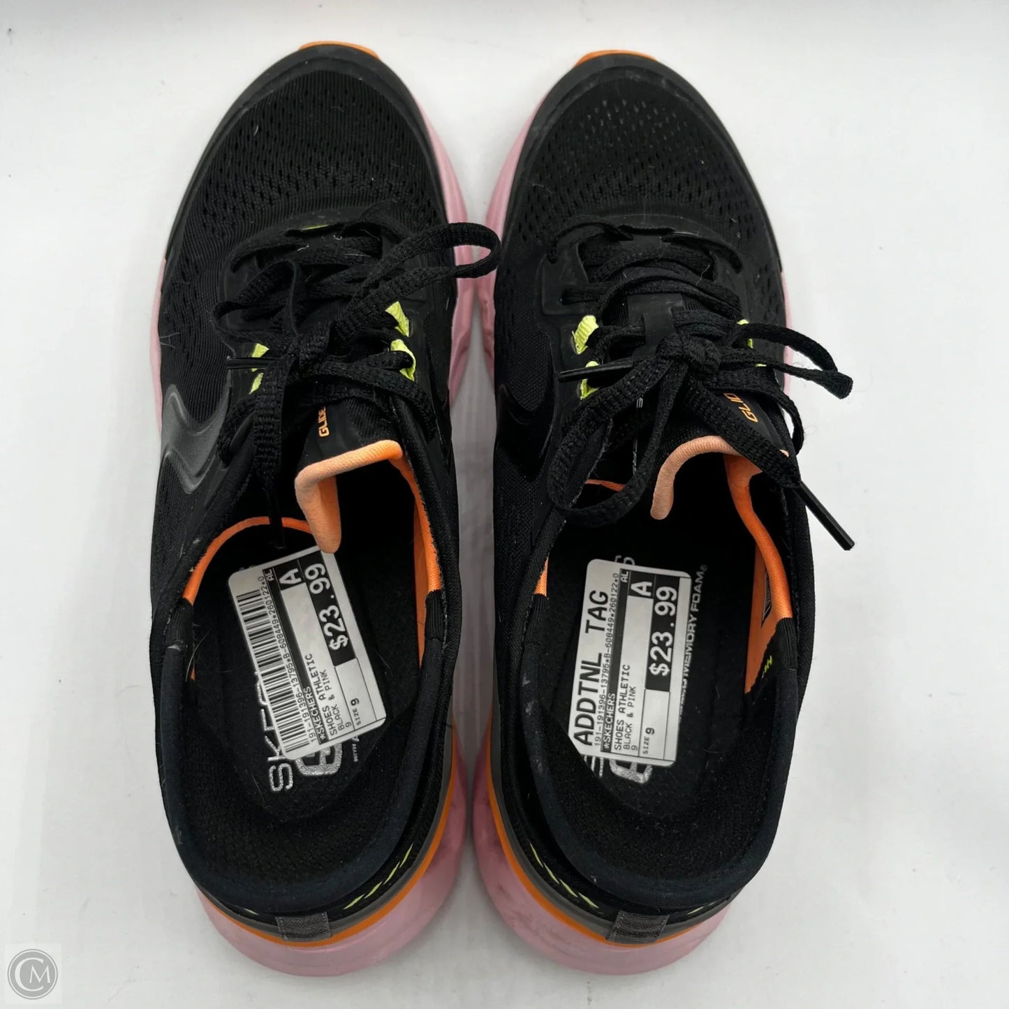 Shoes Athletic By Skechers In Black & Pink, Size: 9