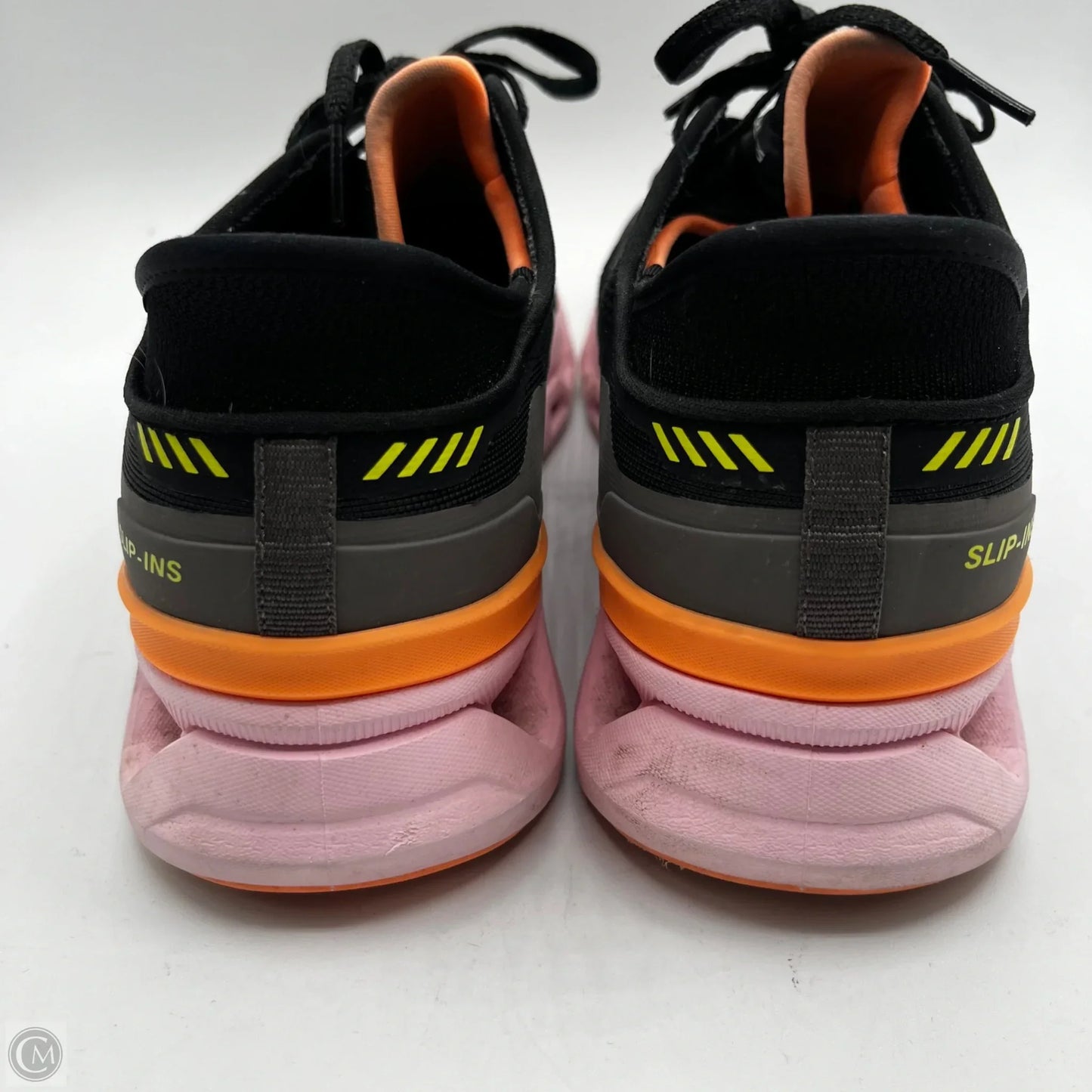 Shoes Athletic By Skechers In Black & Pink, Size: 9