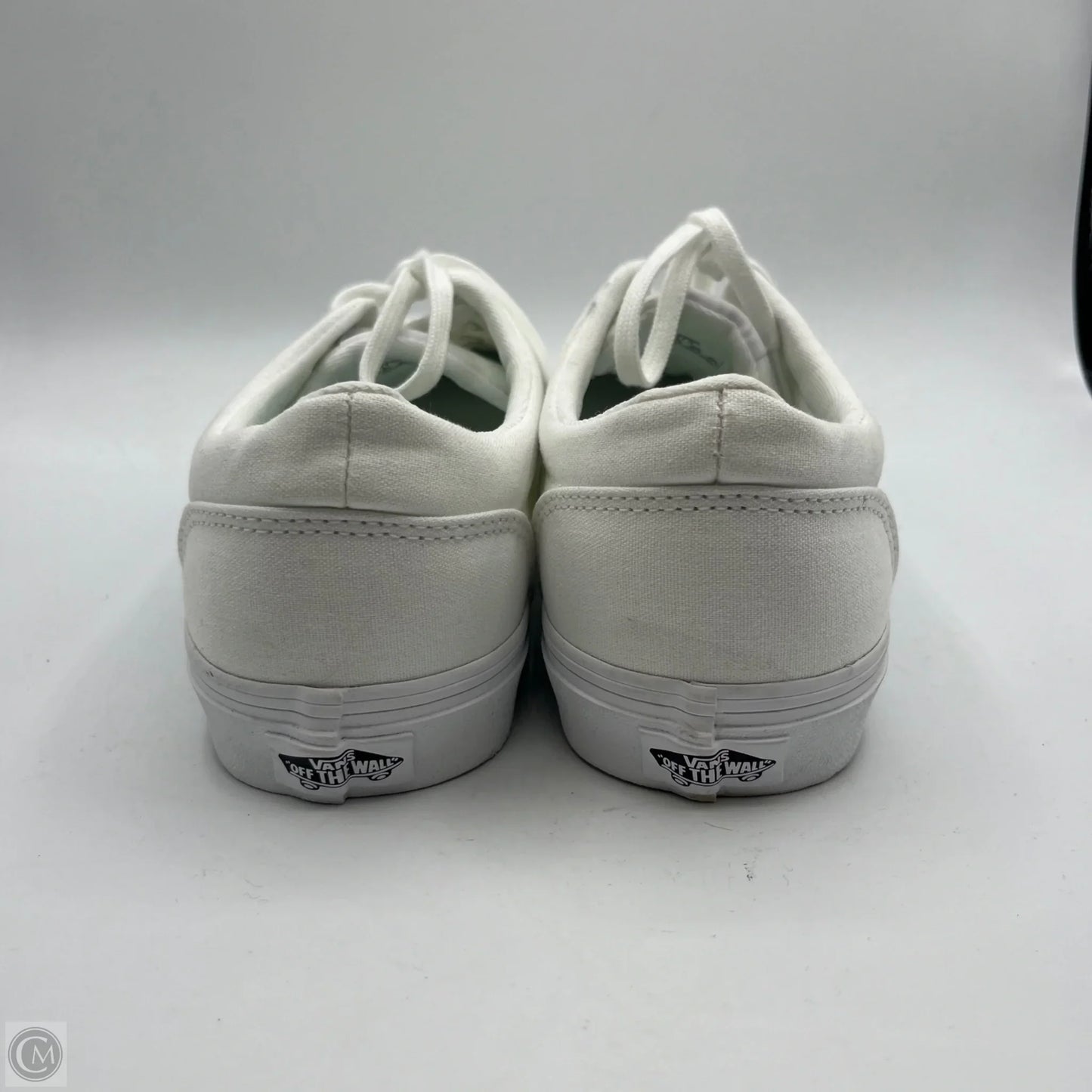 Shoes Flats By Vans In White, Size: 11