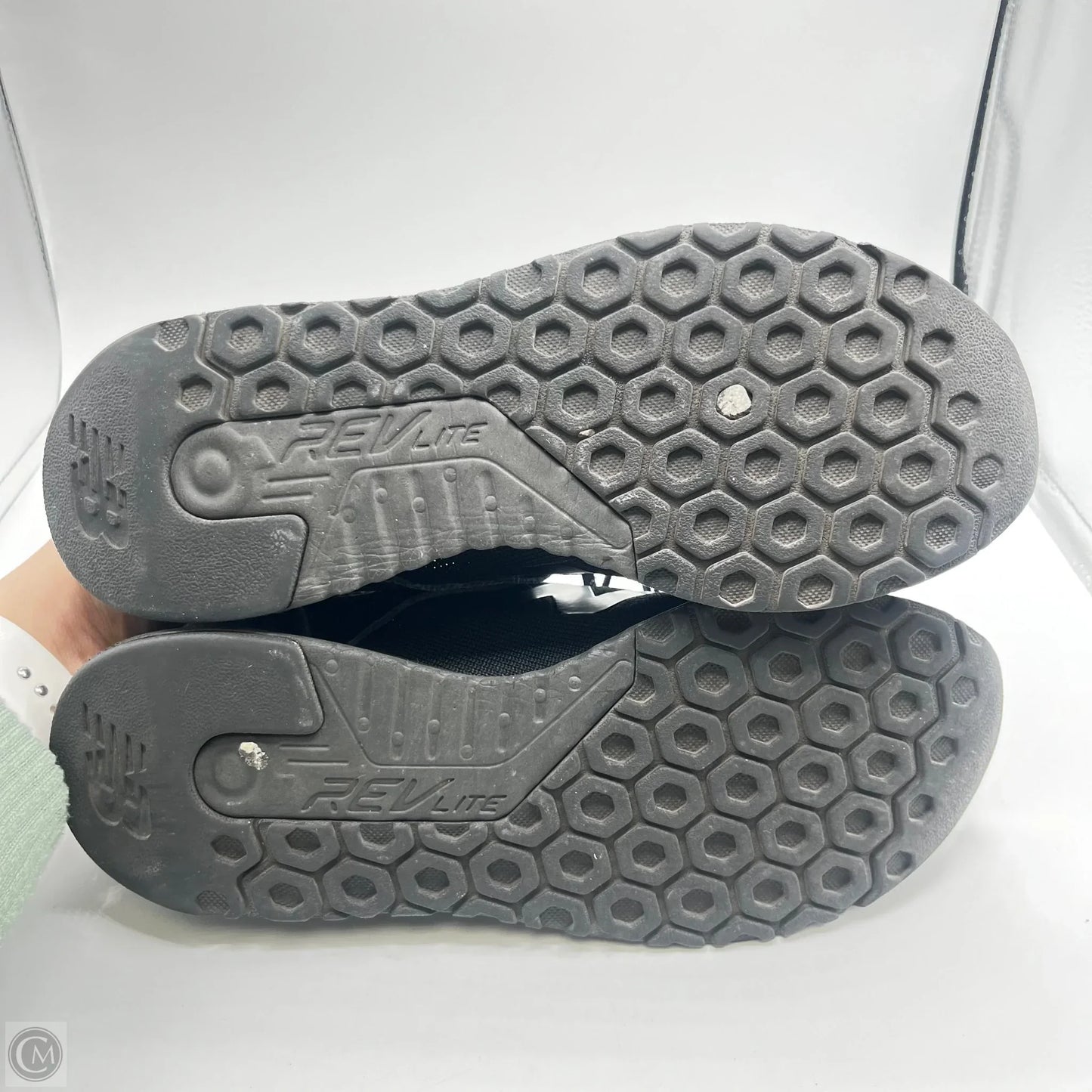 Shoes Athletic By New Balance In Black, Size: 8