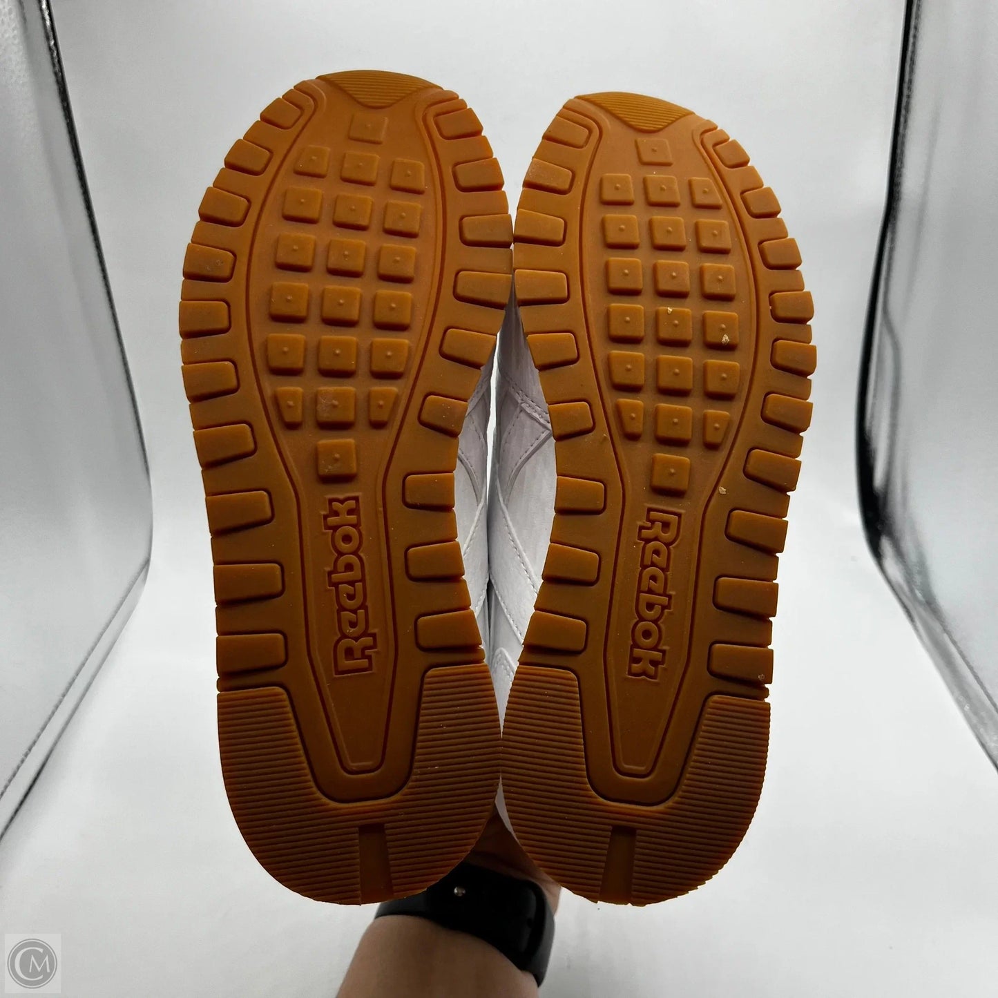 Shoes Sneakers By Reebok In White, Size: 7.5