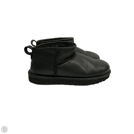 Boots Designer By Ugg In Black, Size: 8