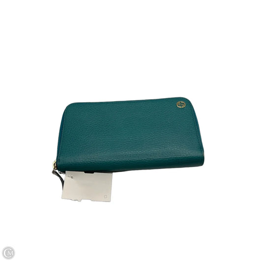 Wallet Luxury Designer By Gucci, Size: Large