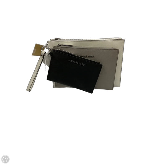 Wristlet Designer By Michael Kors, Size: Large