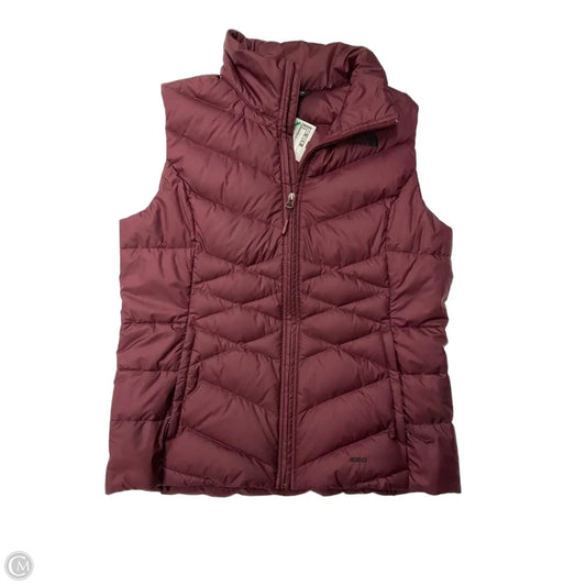 Vest Puffer & Quilted By The North Face In Maroon, Size: L