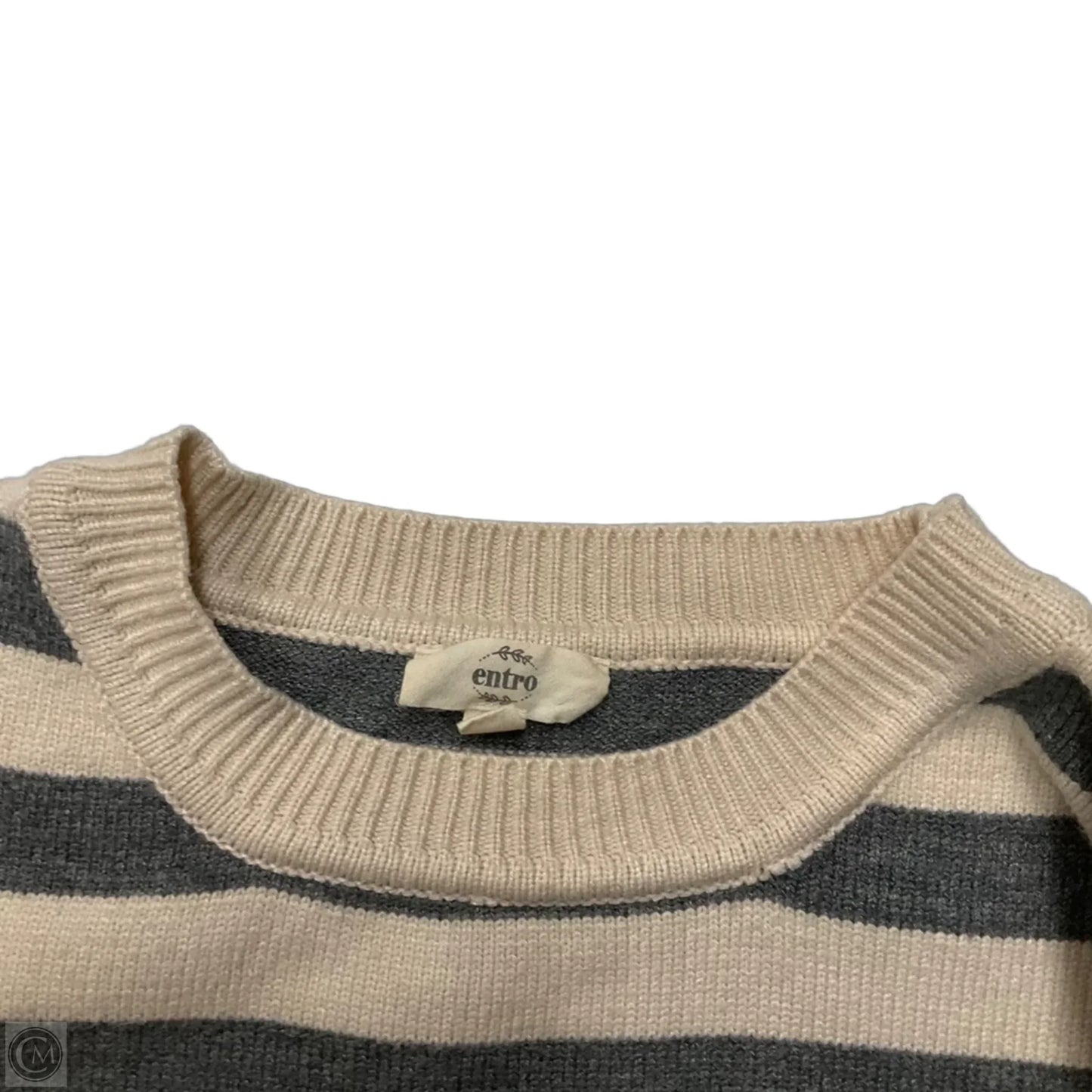 Sweater By Entro In Grey & White, Size: L