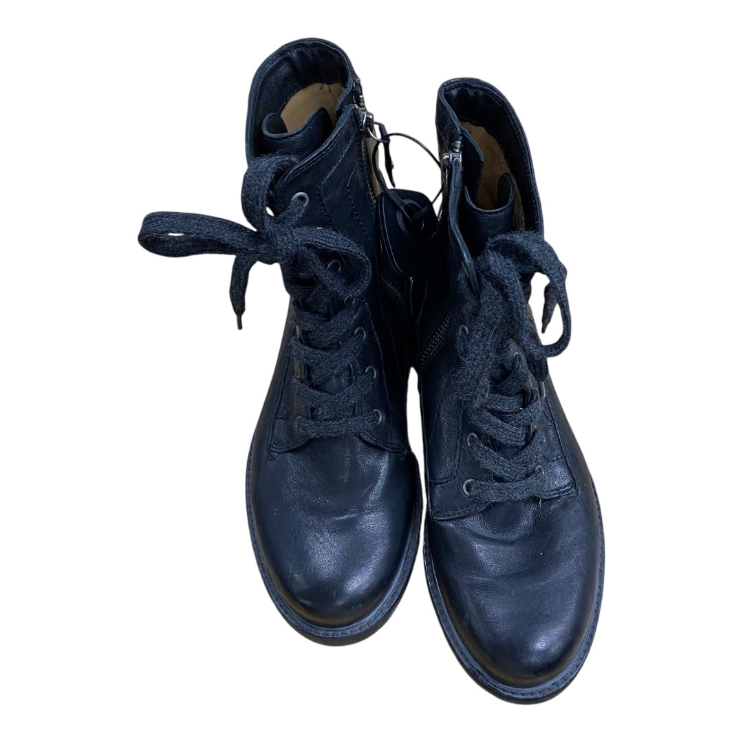 Boots Ankle Flats By Cmb In Black, Size:7.5