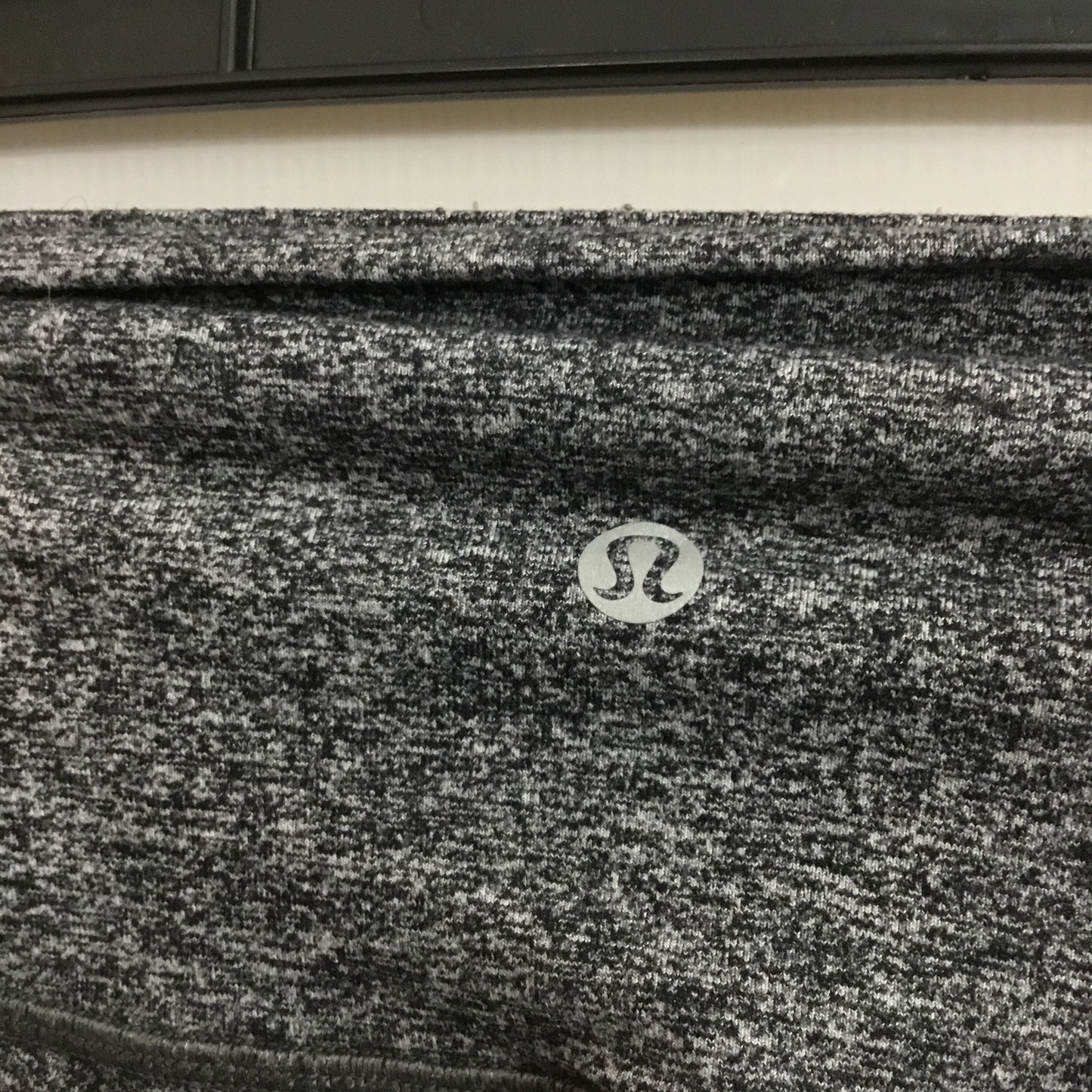 Athletic Leggings By Lululemon  Size: 4