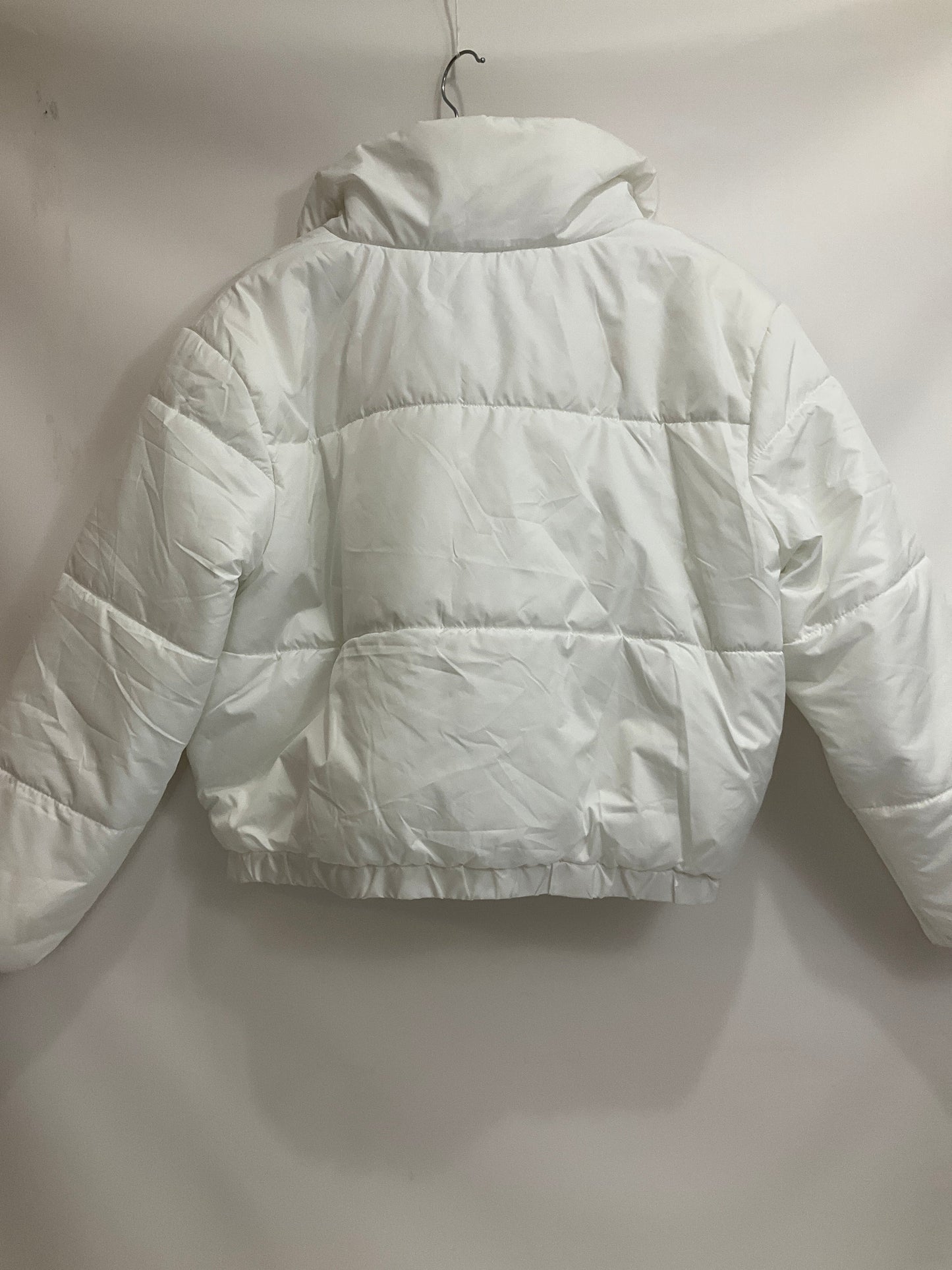 Coat Puffer & Quilted By Wild Fable In White, Size: M