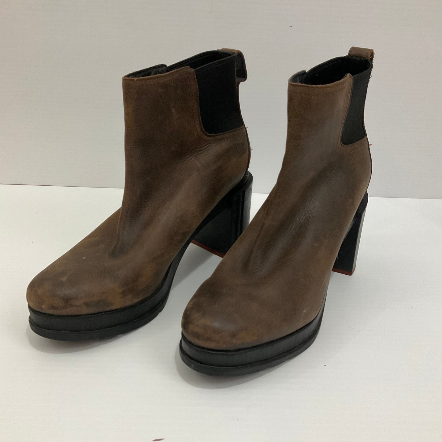 Boots Ankle Heels By Sorel  Size: 9