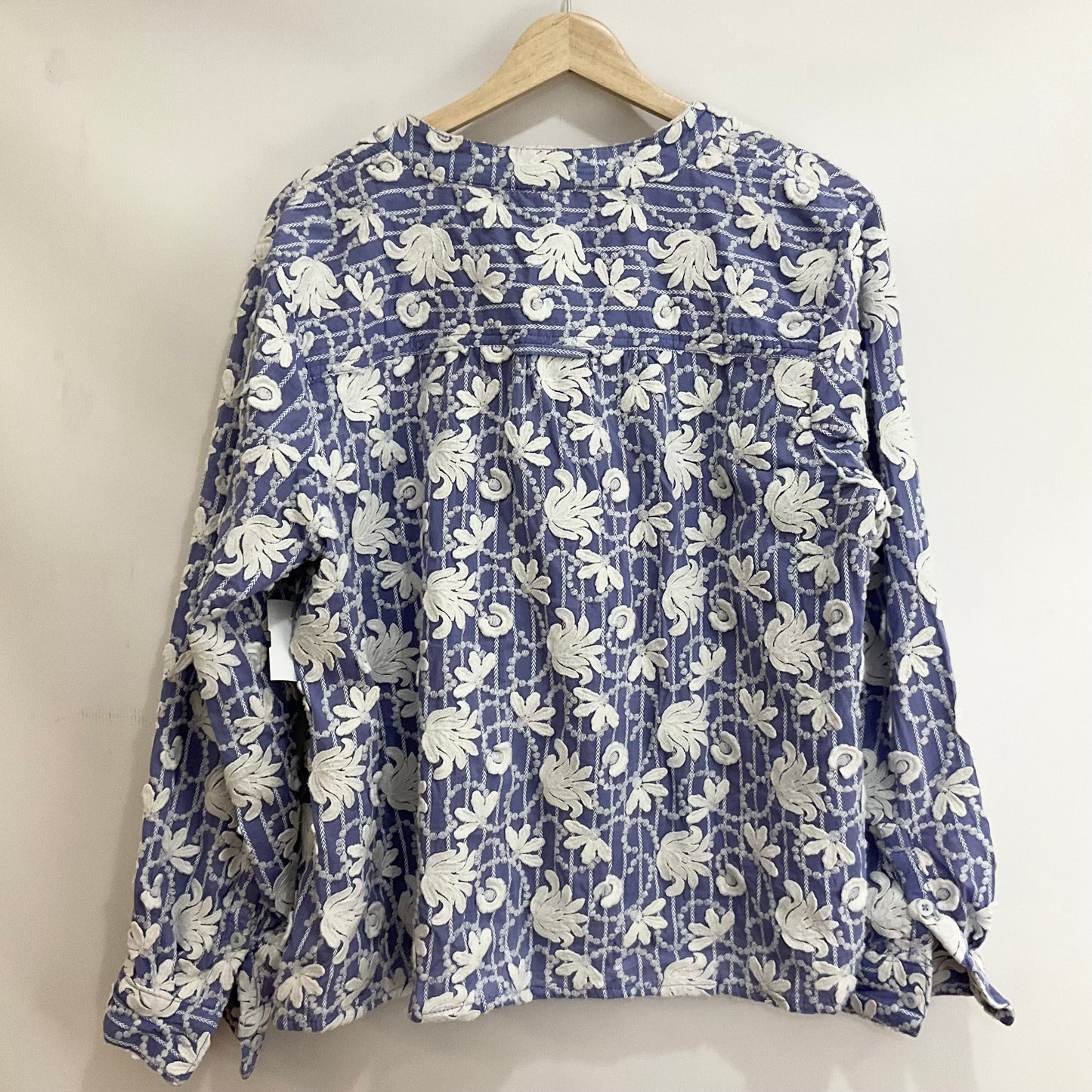 Blue & White Top Long Sleeve Pilcro, Size M