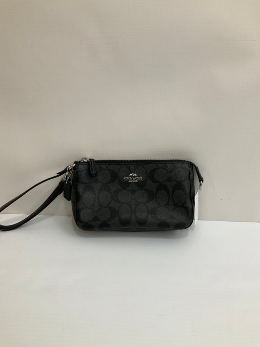 Wristlet Designer By Coach, Size: Small