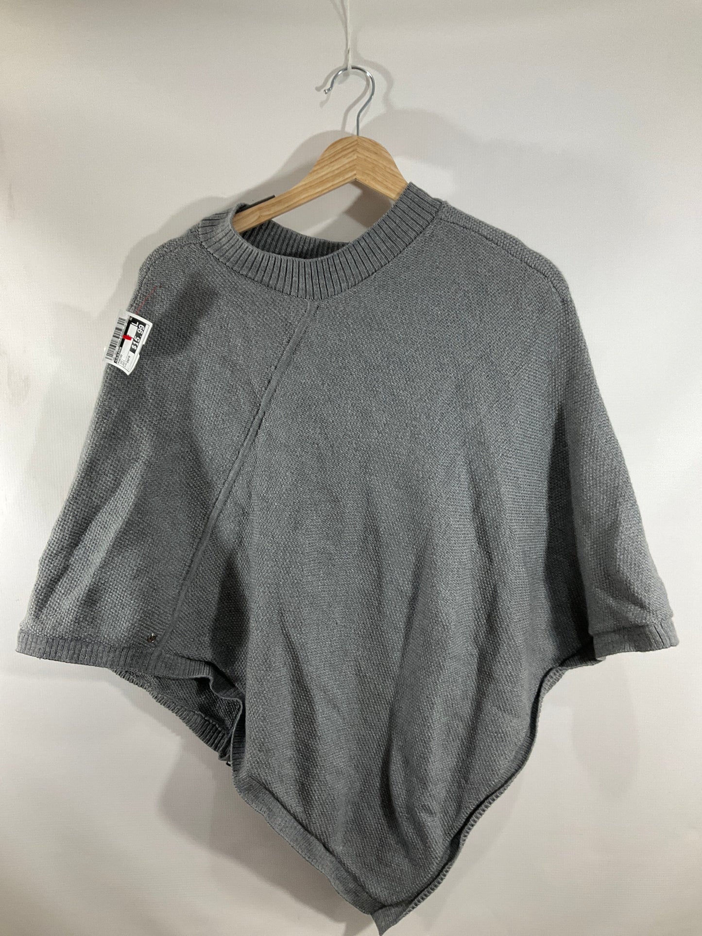 Poncho By Lululemon In Grey, Size: Osfm