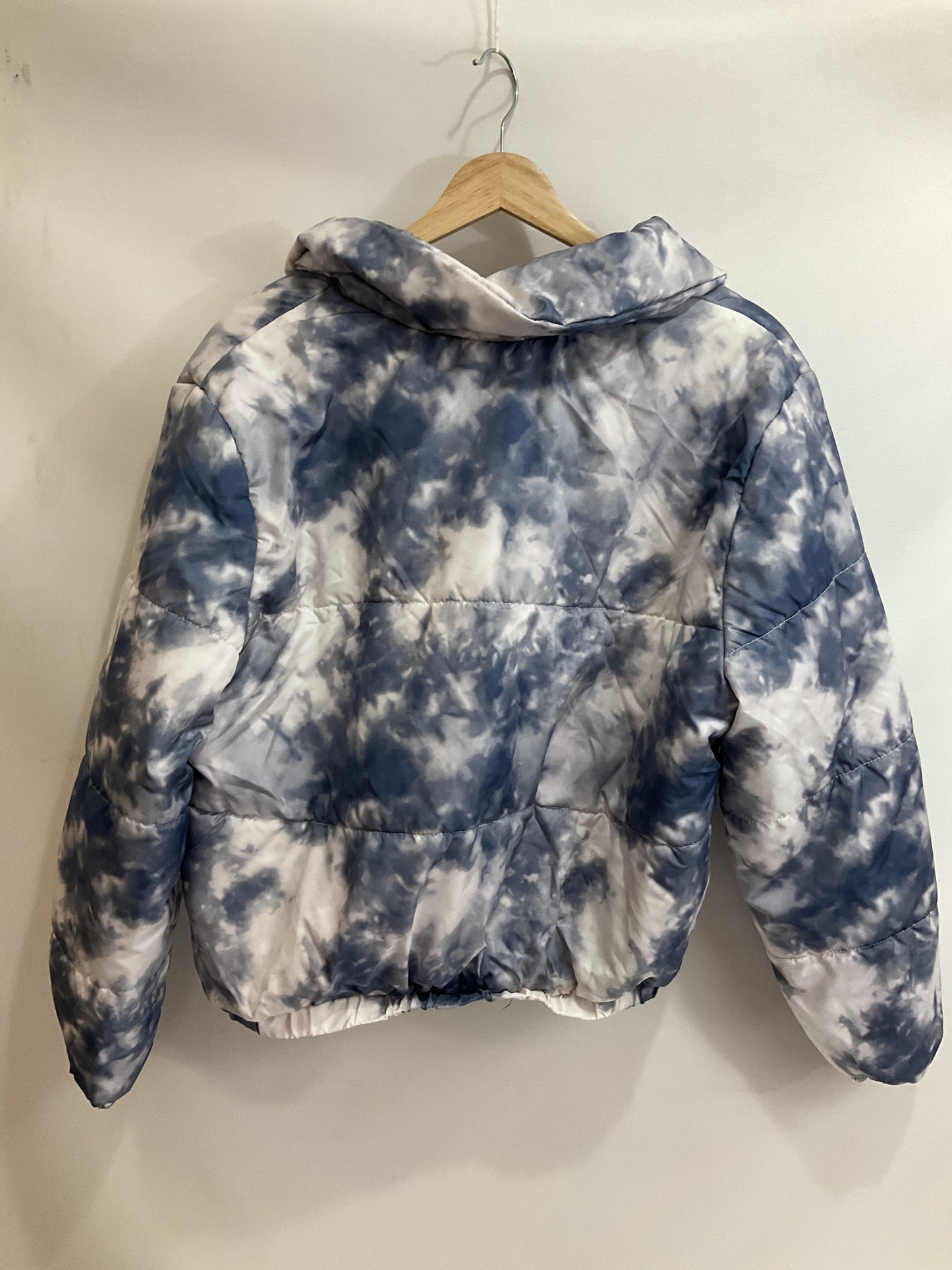 Coat Puffer & Quilted By Wild Fable In Tie Dye Print, Size: L