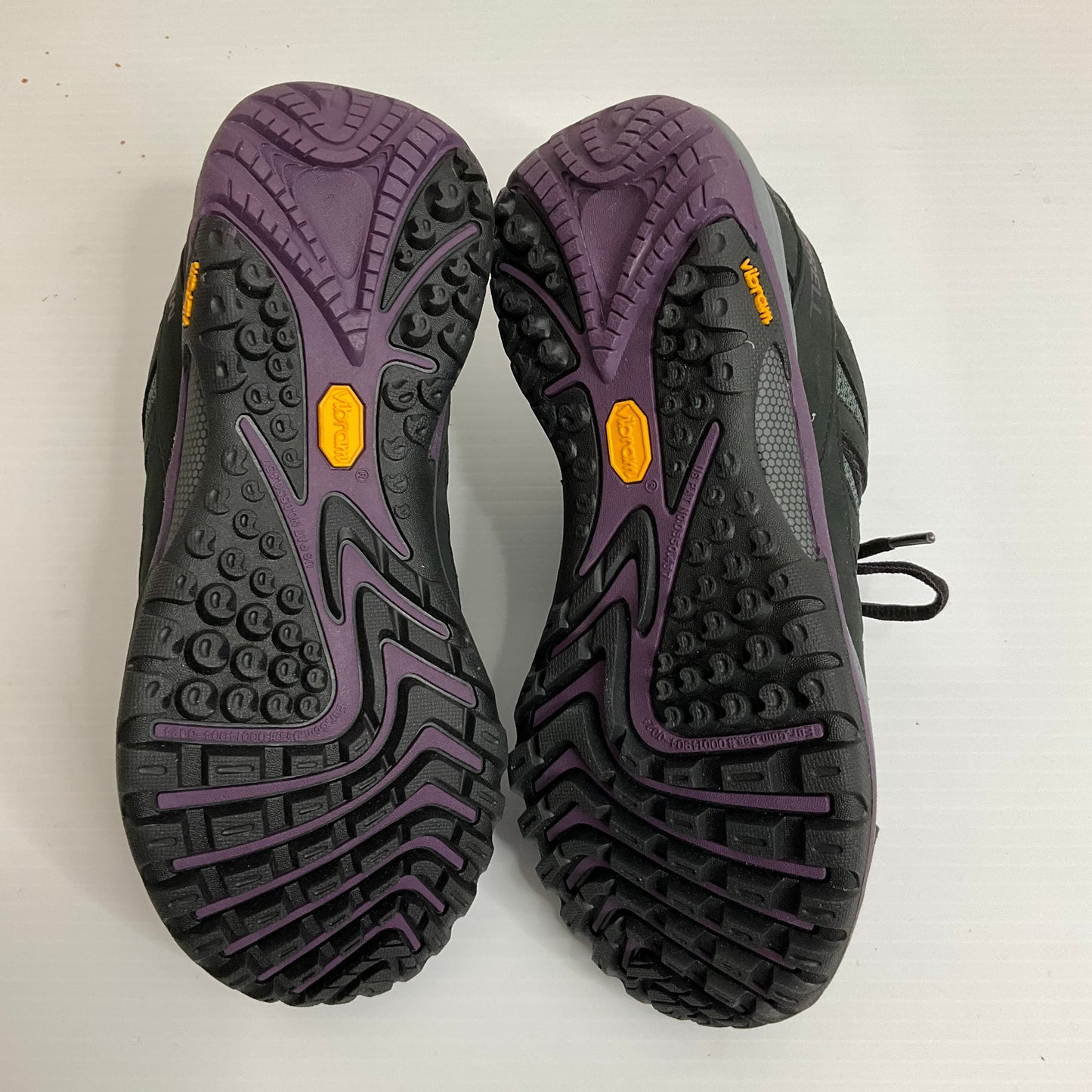 Black Shoes Athletic Merrell, Size 6.5