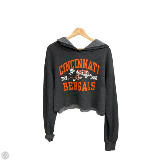 Athletic Sweatshirt Hoodie By Majestic In Grey, Size: L