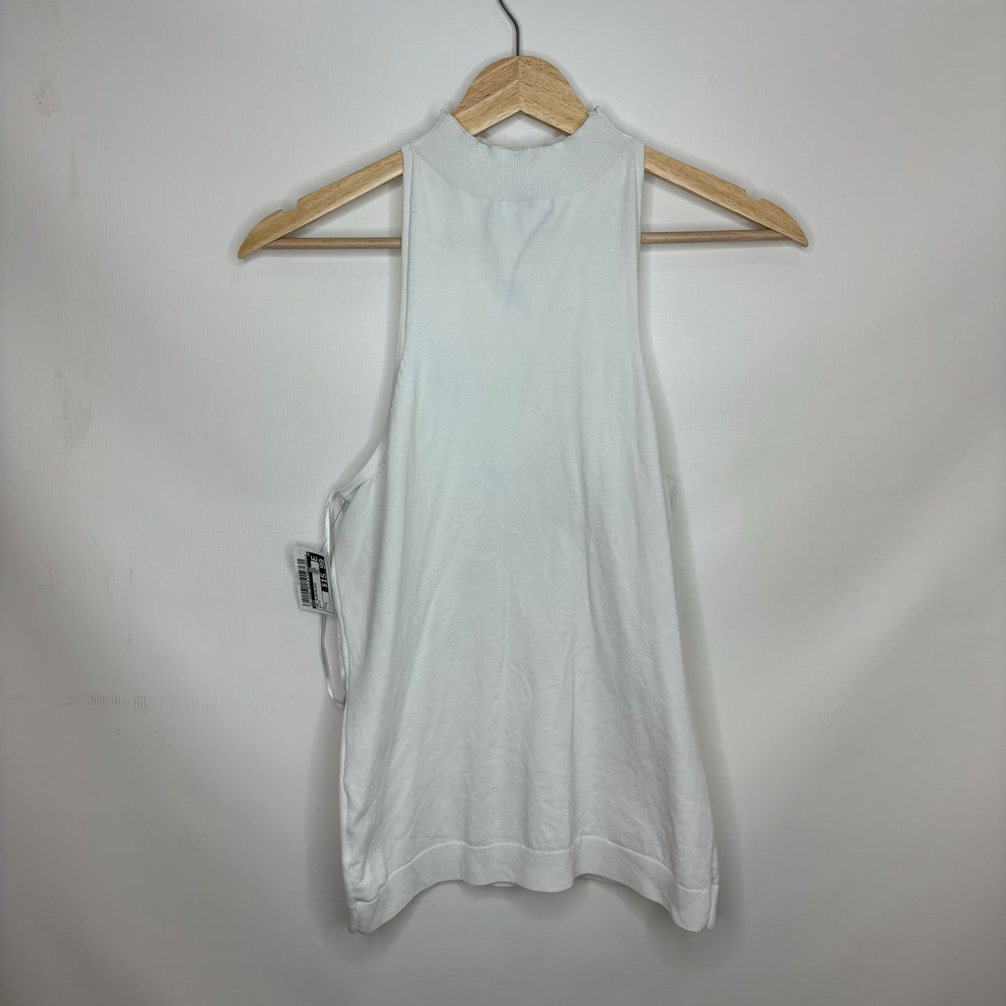 White Top Sleeveless 525, Size S