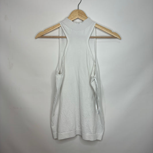 White Top Sleeveless 525, Size S