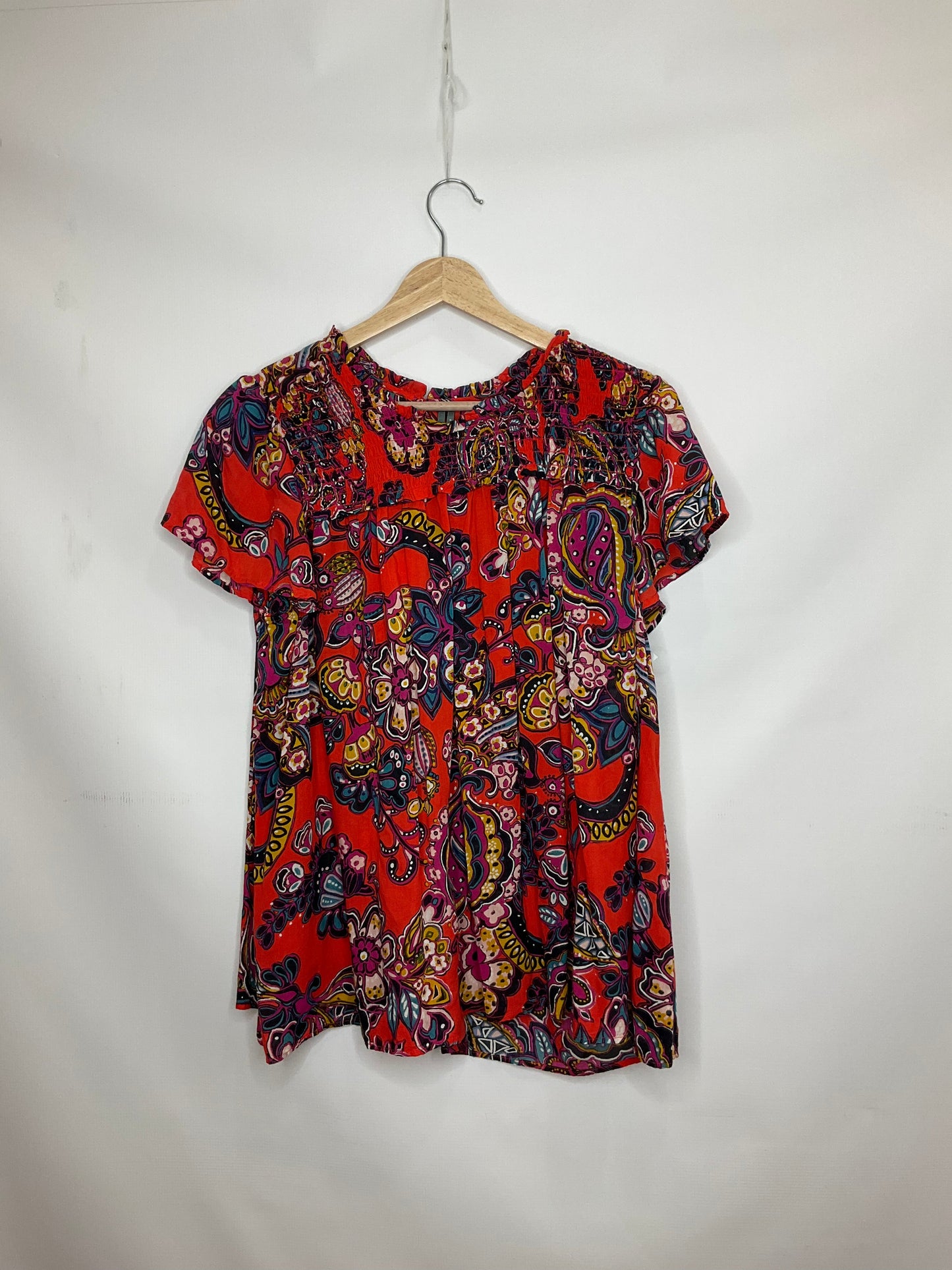 Multi-colored Top Short Sleeve Anthropologie, Size S