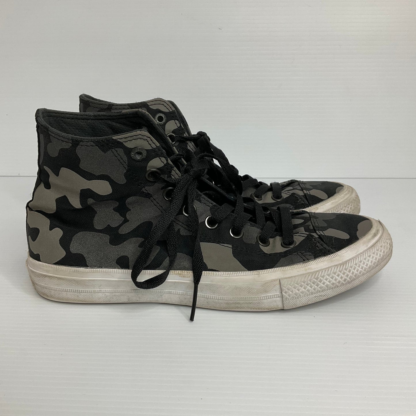 Camouflage Print Shoes Sneakers Converse, Size 10