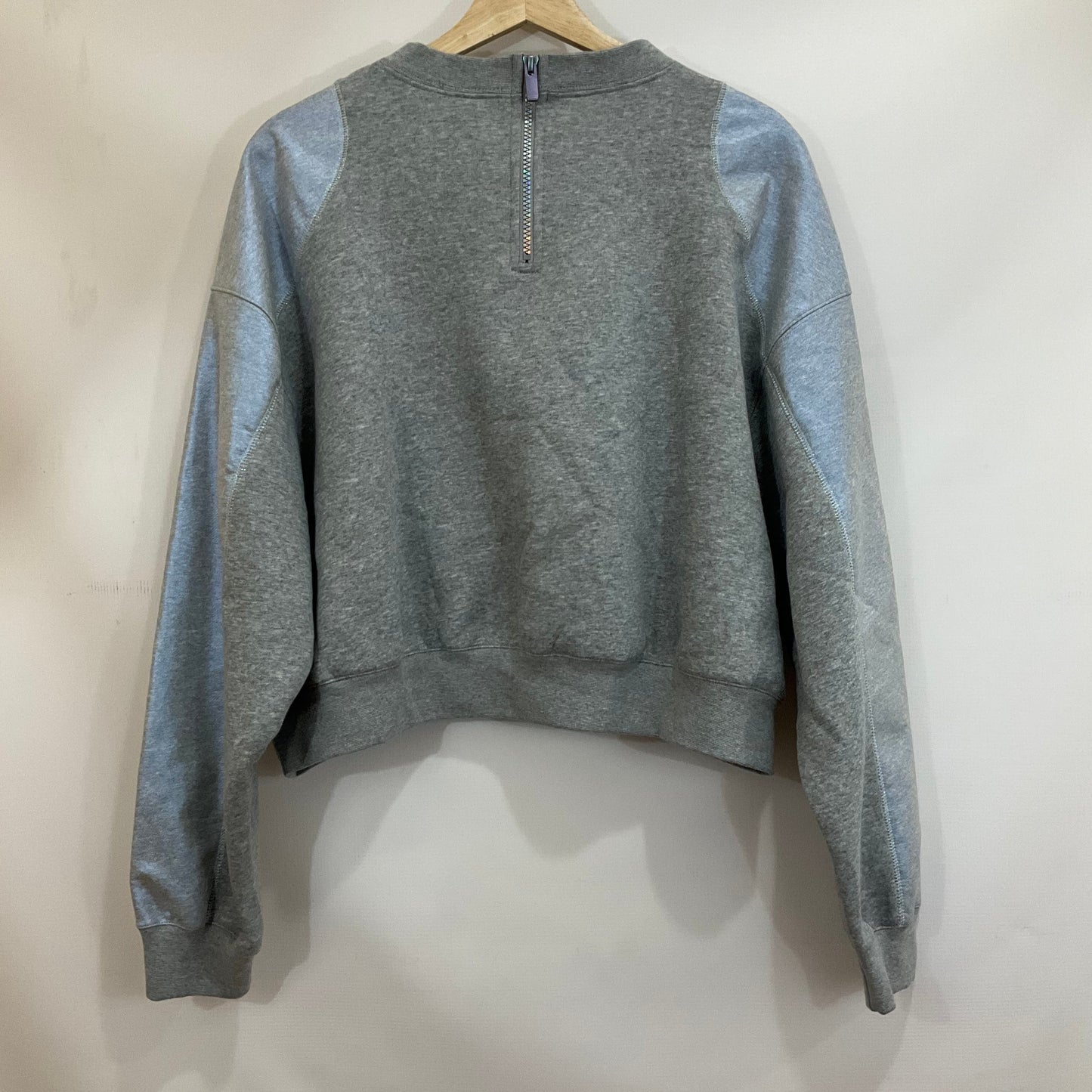 Athletic Sweatshirt Crewneck By Nike Apparel In Grey, Size: L