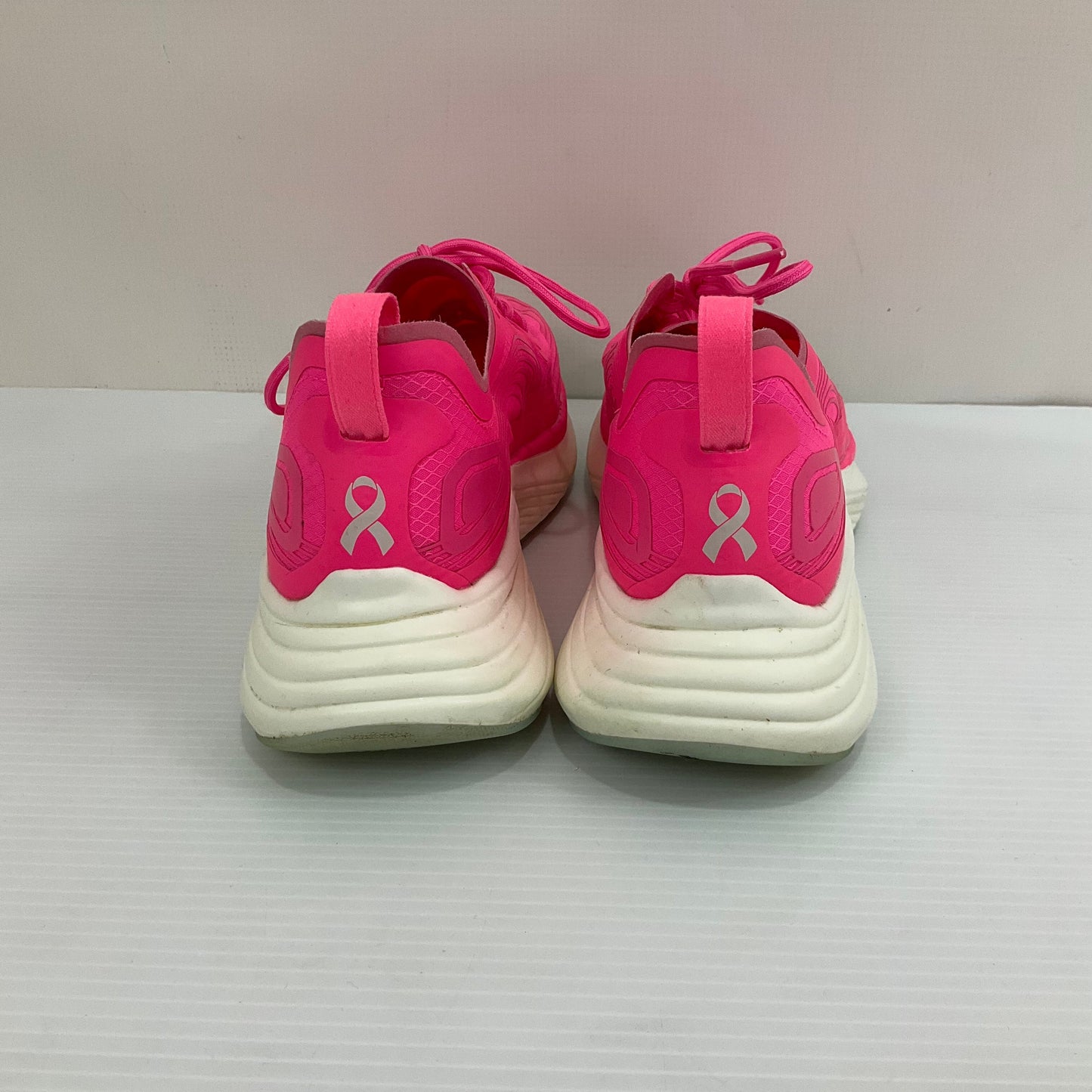 Shoes Athletic By Cma In Pink, Size: 9