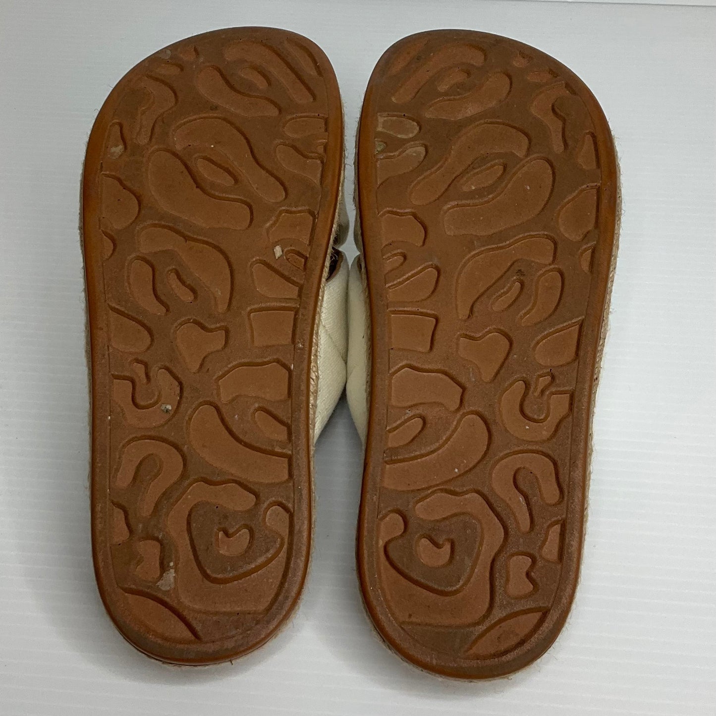 Cream Sandals Flats Aerosoles, Size 7.5