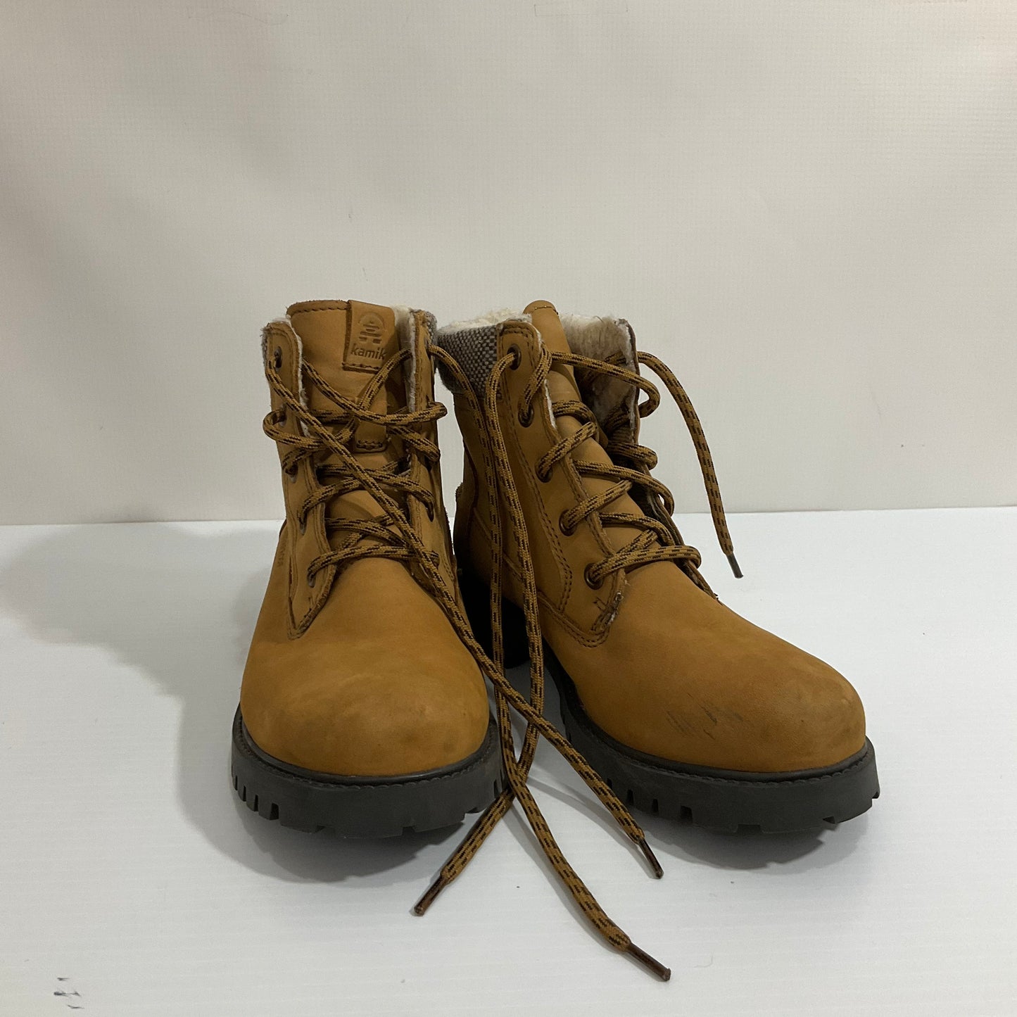 Boots Hiking By Kamik In Tan, Size: 6