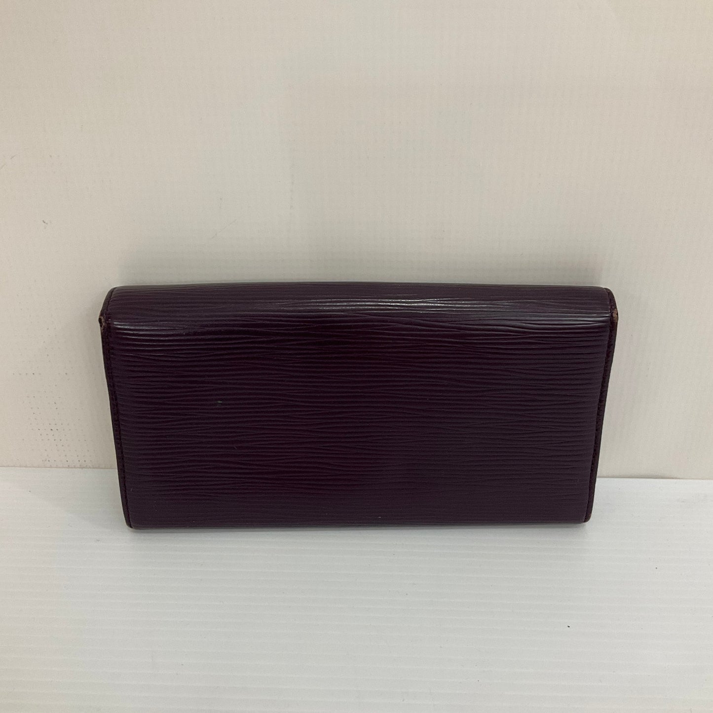 Wallet Luxury Designer By Louis Vuitton, Size: Medium