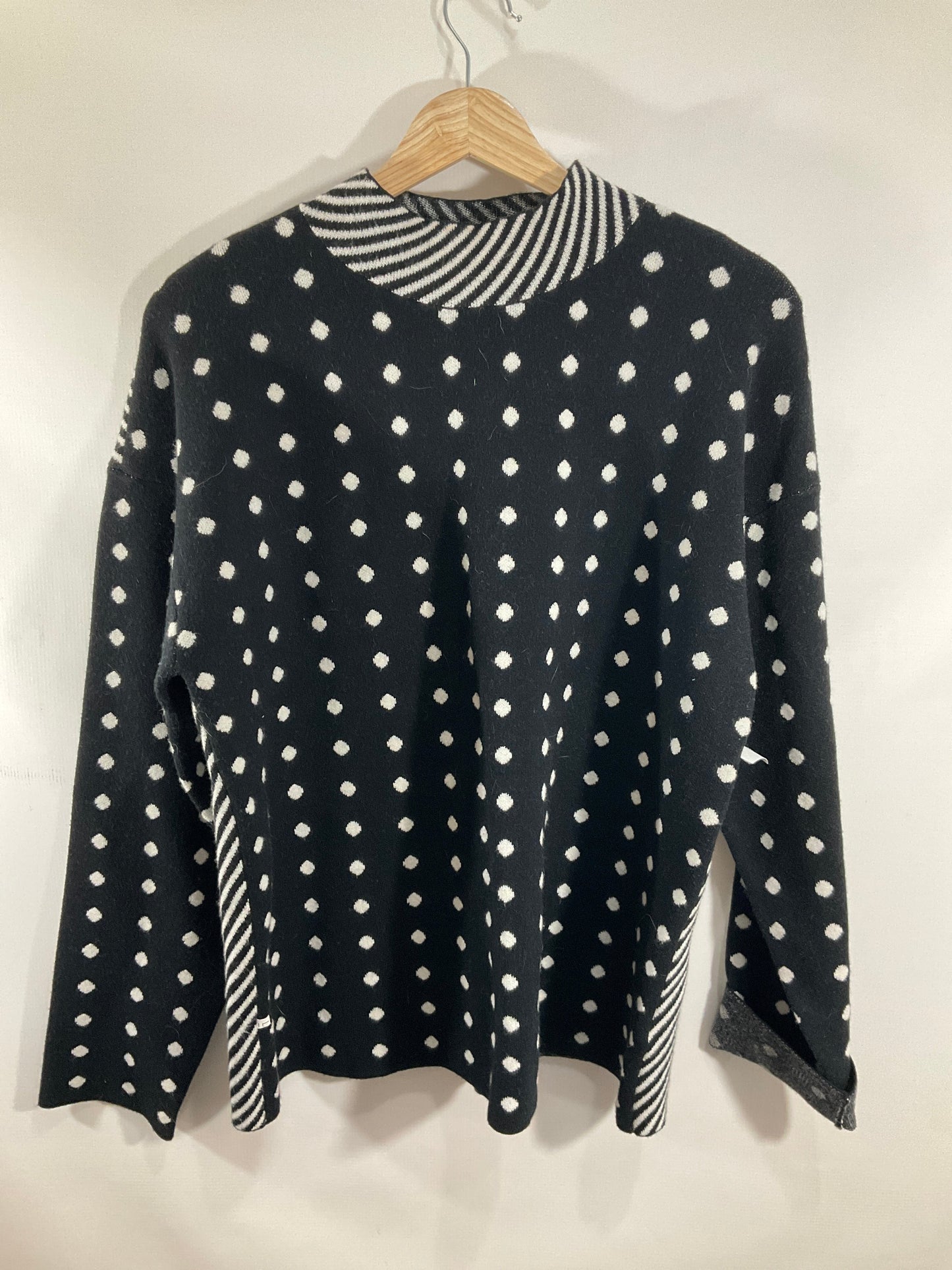 Sweater By Anthropologie In Polkadot Pattern, Size: L