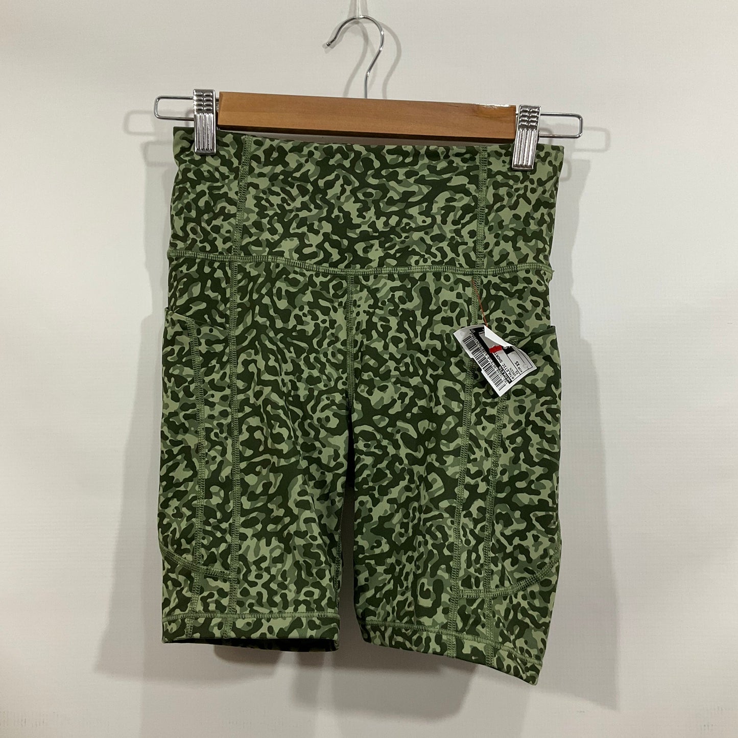 Athletic Shorts By Athleta In Green, Size: Xs