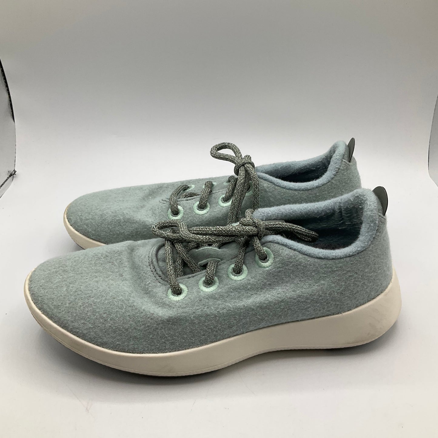 Shoes Sneakers By Allbirds  Size: 9