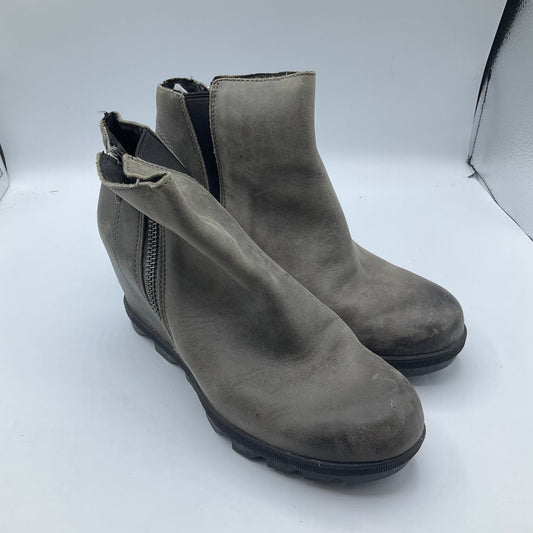 Grey Boots Ankle Flats Sorel, Size 7.5