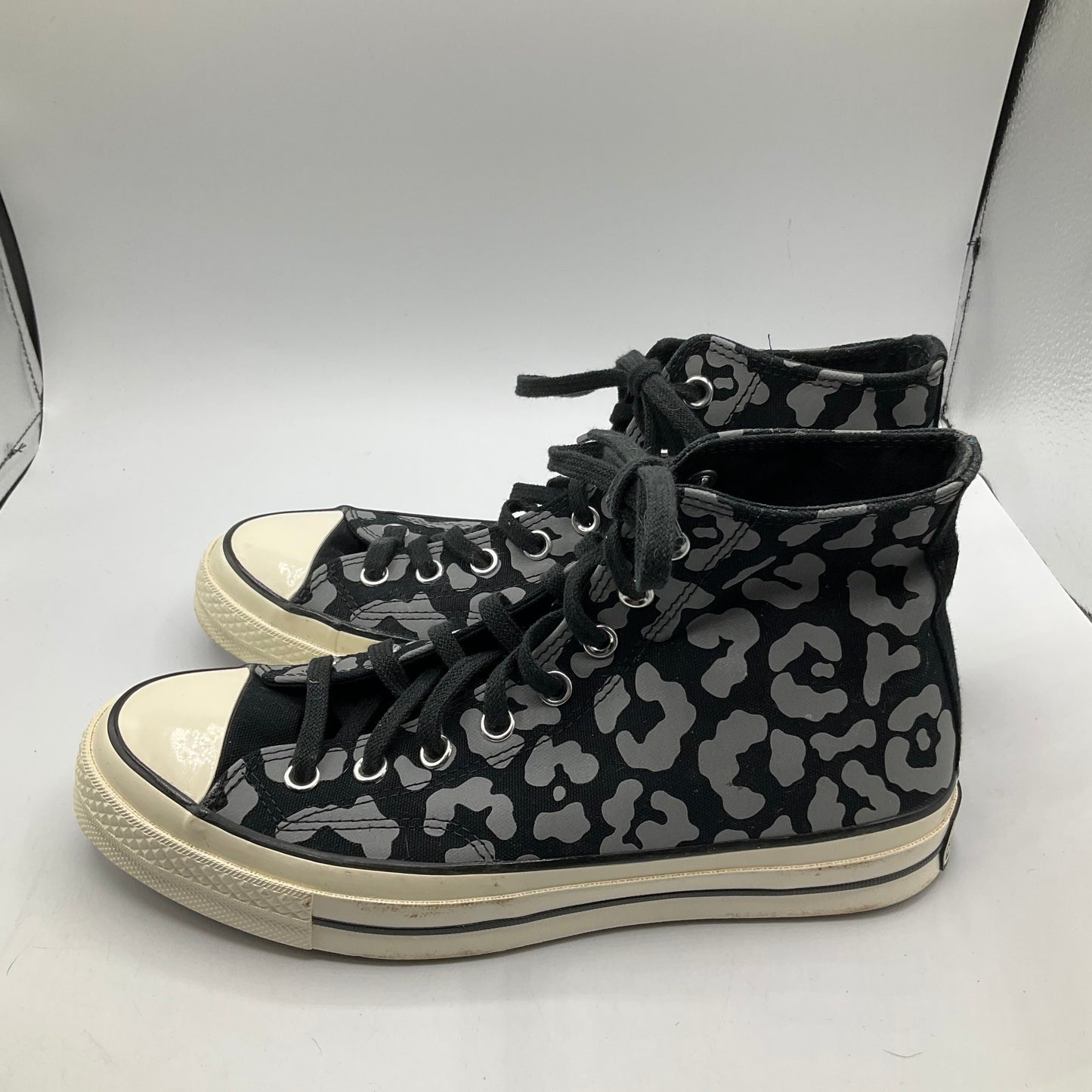 Black Shoes Sneakers Converse, Size 8