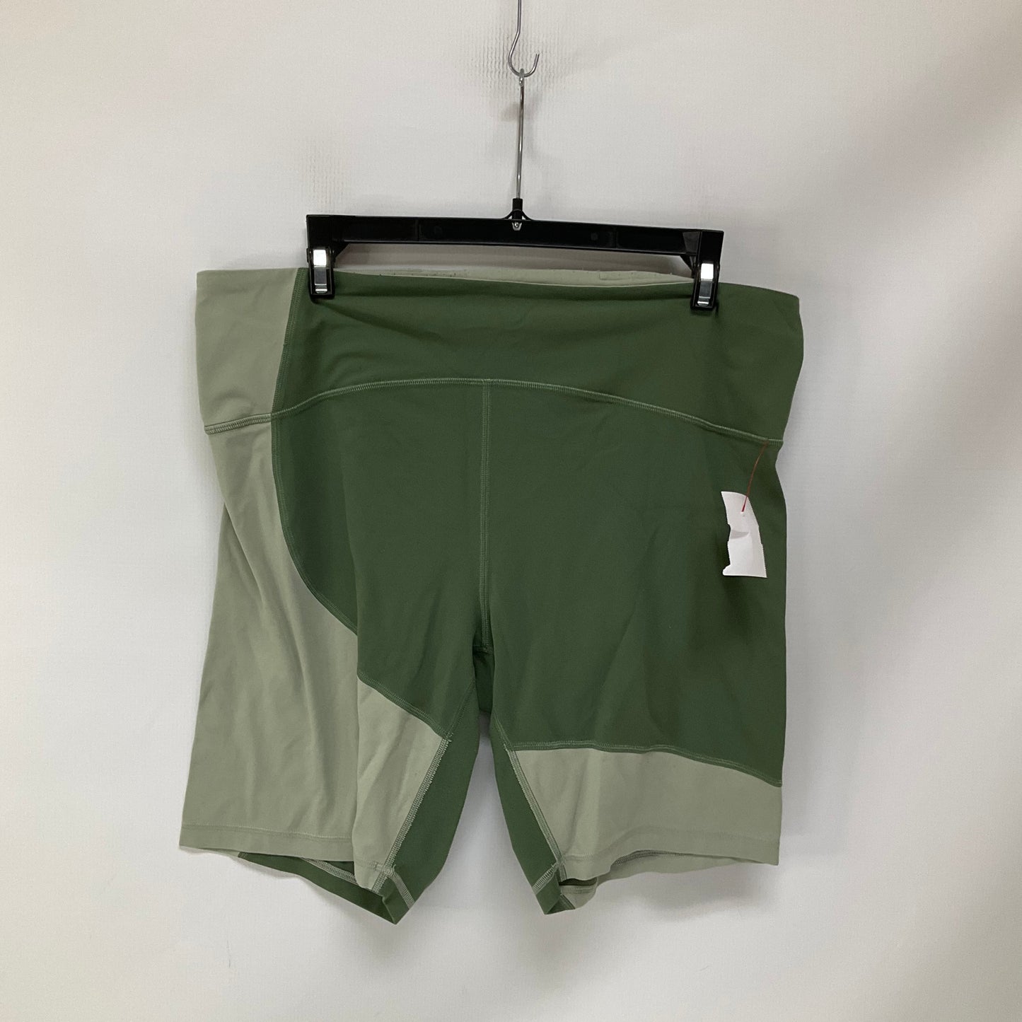 Athletic Shorts By Lululemon In Green, Size: 14