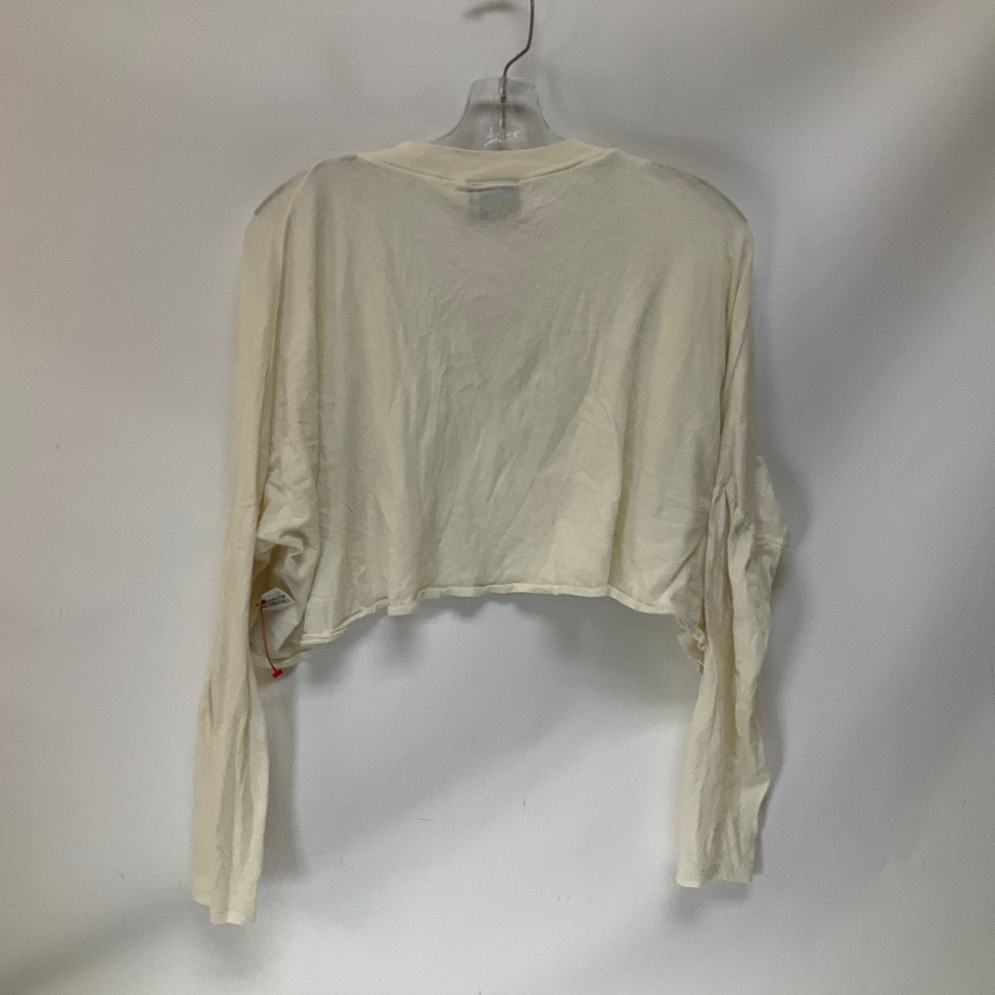 Top Long Sleeve By Urban Outfitters In Cream, Size: Xs