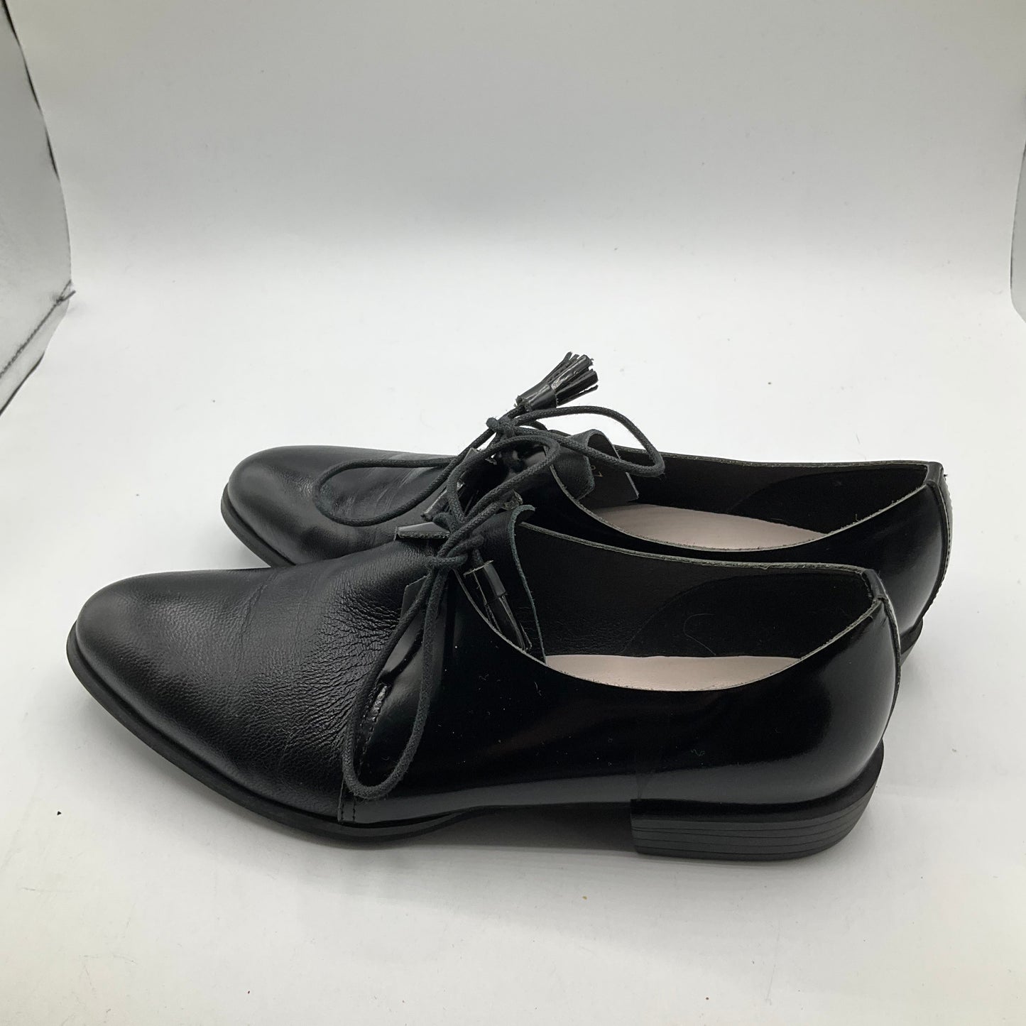 Shoes Flats By Cmb In Black, Size: 7