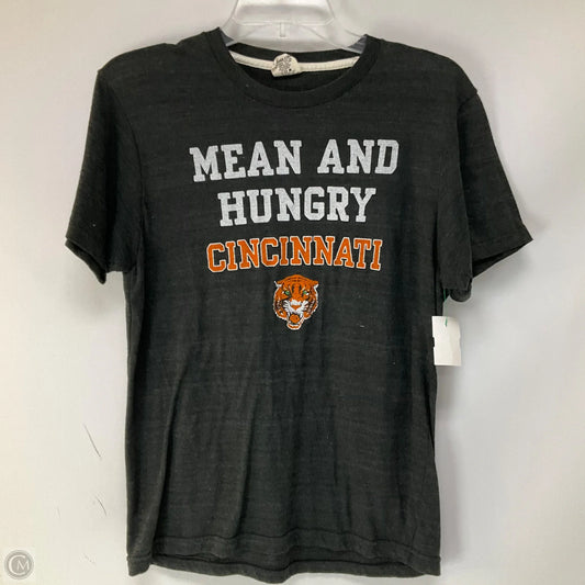 Top Short Sleeve By Homage In Grey, Size: M